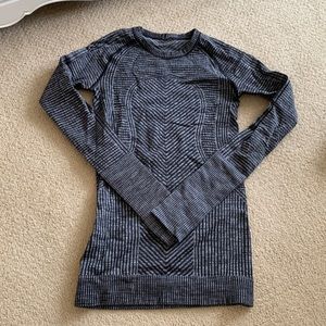 Black lululemon swiftly tech long sleeve top size 2